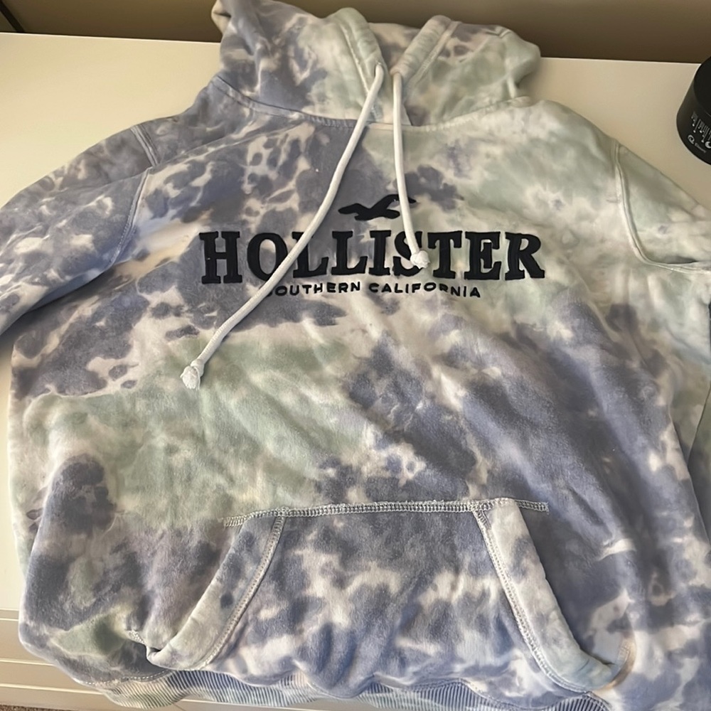 Hollister Tye Dye Sweatshirt